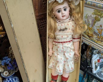 Antique Doll Bebe Jumeau Diplome D Honneur 19