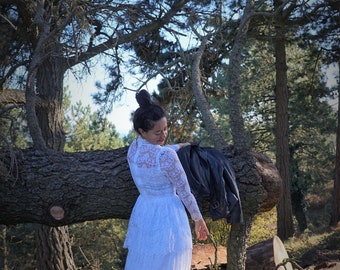 Vintage Lace Wedding dress White // Bridal Dress