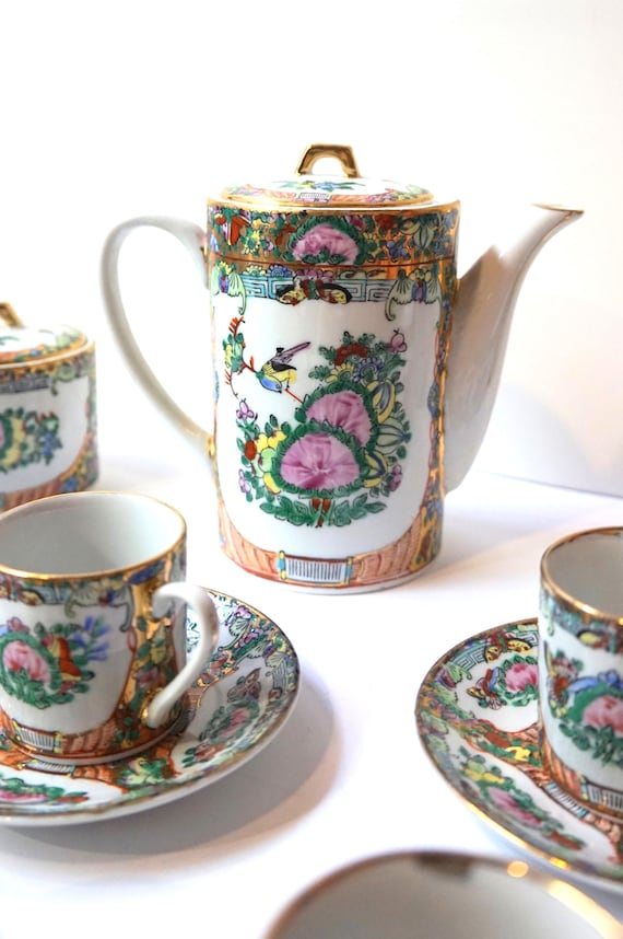 1930-60年代　インドネシア　ヨギャシルバー　ティー／コーヒーセット ヴィンテージ東洋磁器コーヒーセット マカオスタイル - Etsy 日本