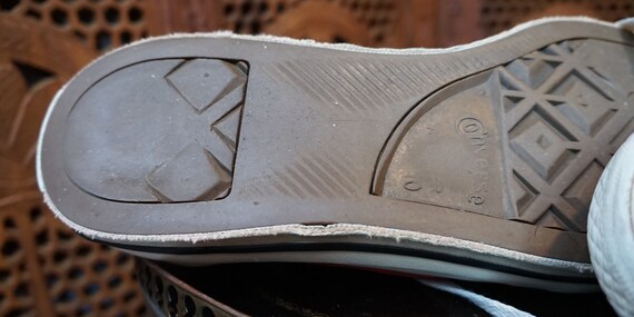 converse sneaker felt bottom