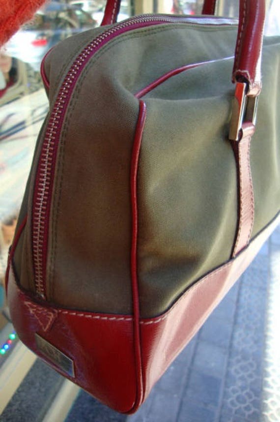 Carolina Herrera CH Vintage Bag / Green Red handb… - image 9