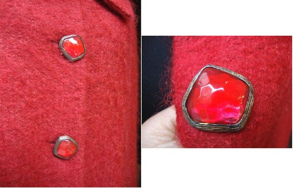 Red Wool  Coat with vintage pink buttons / Vintag… - image 5