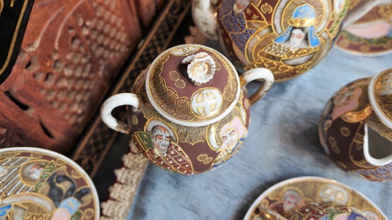 ヴィンテージ薩摩茶器磁器 // 薩摩盛上茶器 / 多色エナメルの茶器