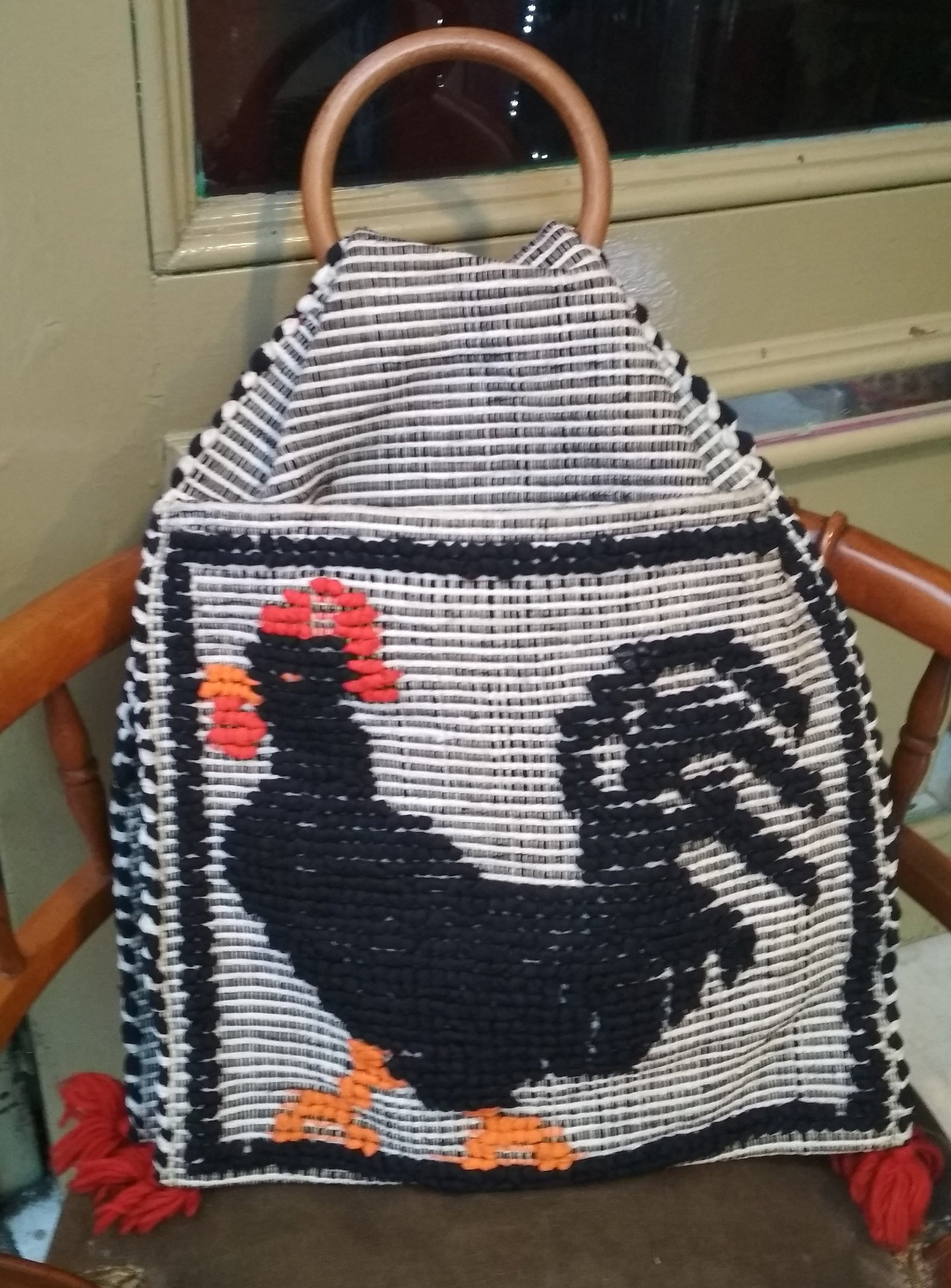 sac en tricot vintage, sac en coton, sac rare, sac portugais, vieux sac, coq brodé de sac Barcelos, sac fait main