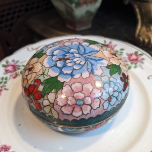 Vintage Cloisonné Box, Cloisonné Round Box, jewelry box