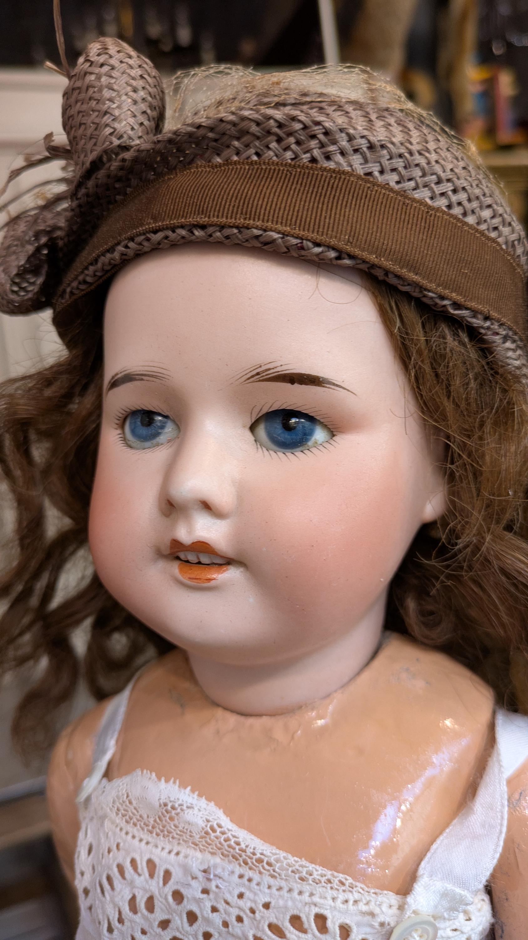 Antique Doll SFBJ Paris 3 / 46 Cm -18
