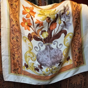 Vintage Loewe vase Italy Silk Scarf // Silk Scarf , made in Italy. Gift for her // Designer Fashion accesories