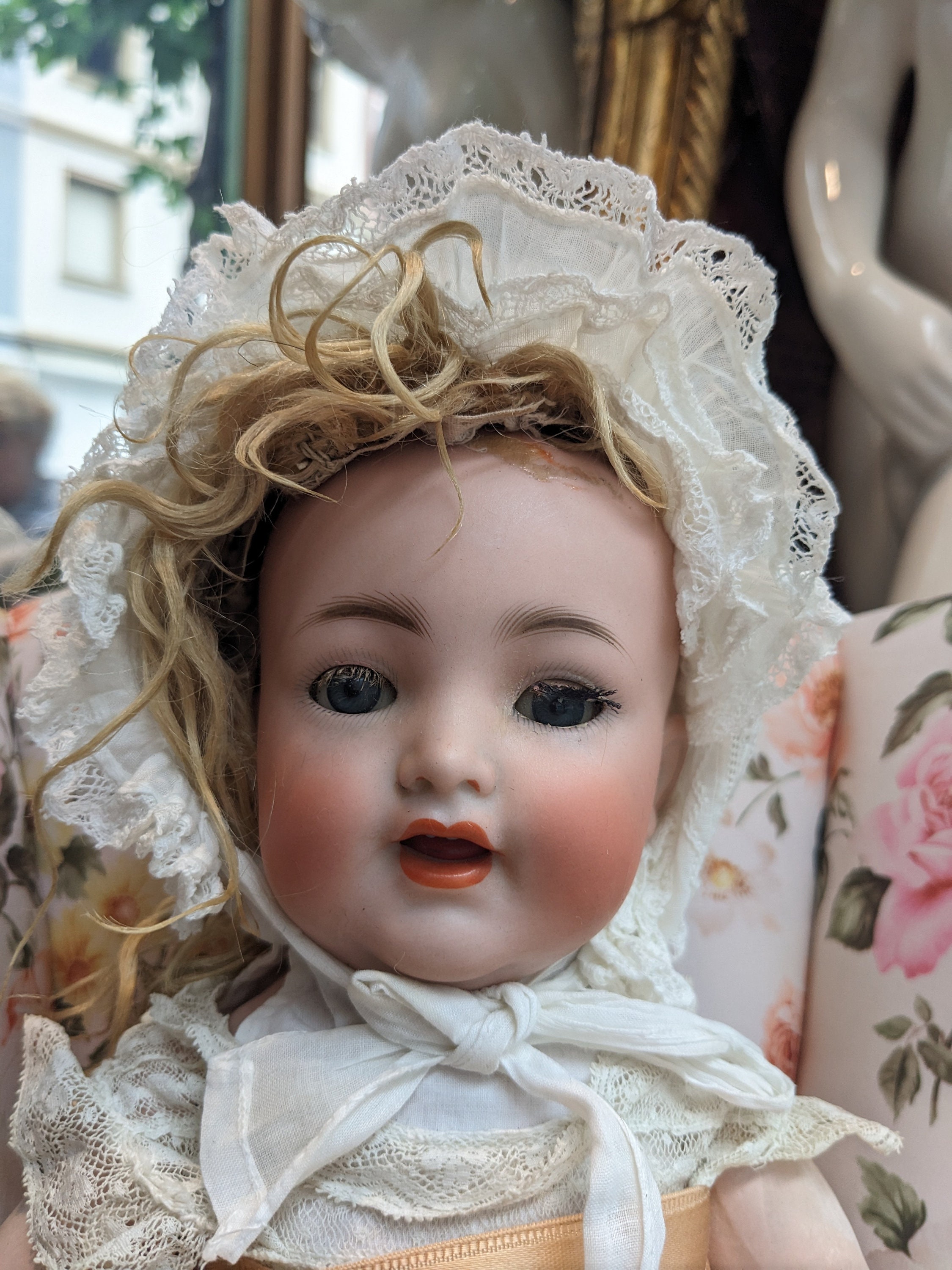 Large K*R Simon & Halbig 126 Character Baby With Clothes
