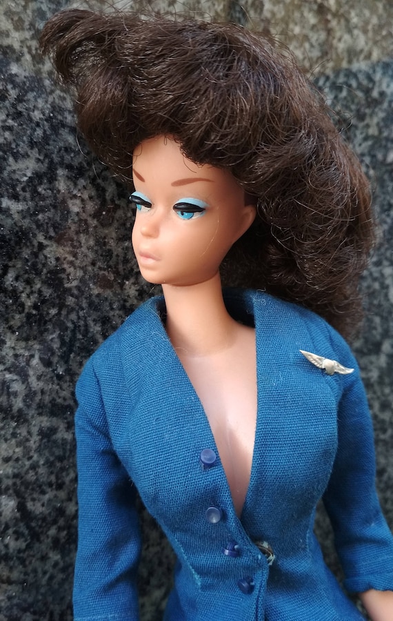 Vintage 1963 Fashion Queen Barbie With American Airlines Vintage 1963 Fashion Queen Barbie With American Airlines