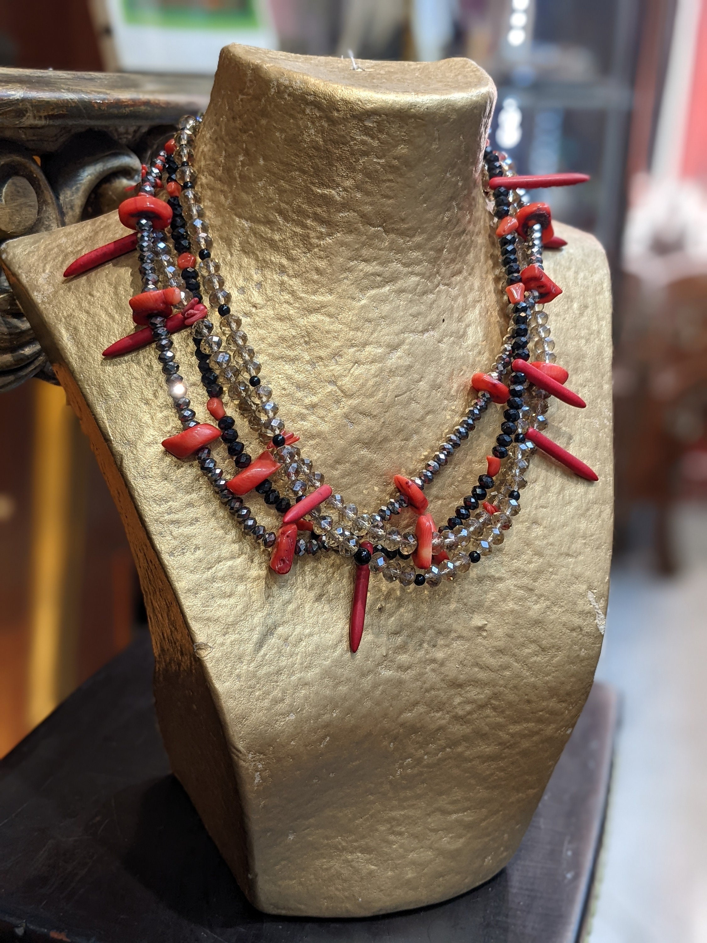 ネックレス ガラスとサンゴのヴィンテージ、スターリングシルバー留め