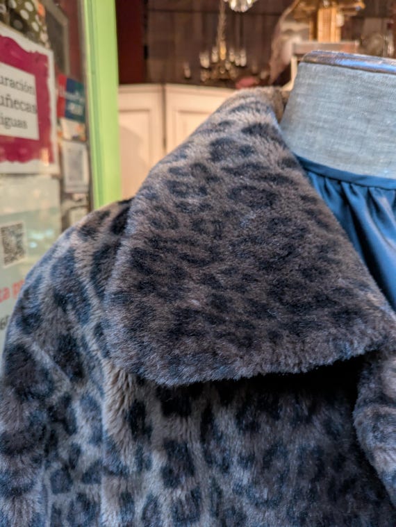 Vintage Leopard Print Faux Fur Coat | 90s Animal Print Jacket 