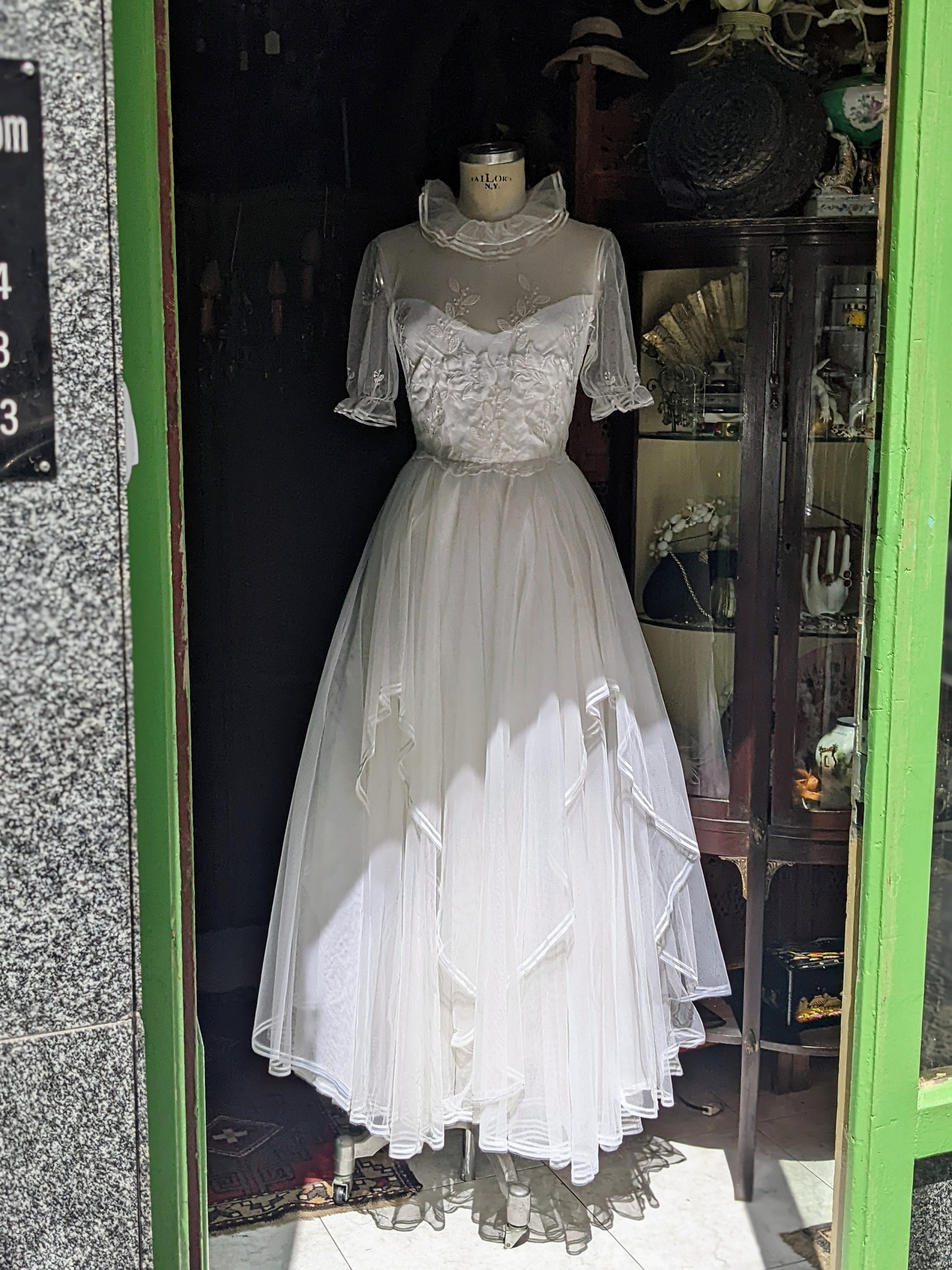 vintage lace tulle wedding dress Convertible Wedding Dress - Lace Corset Back Wedding Dress - Mini Elopement Dress with Tulle Plus Size