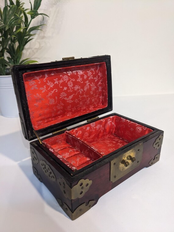 Chinese Jewelry Box Retro Wooden Trinket Box Antique Keepsake Box
