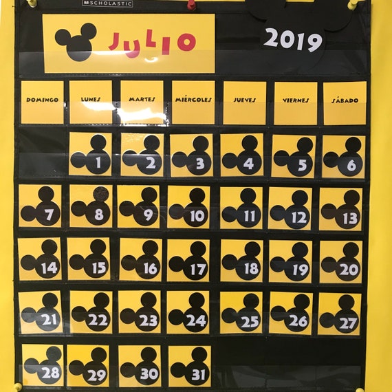 Buy NUEVO, ahora En Espanol Kindergarten Preschool Disney 2020/ 2021  Calendar Chart Cards With Mickey And/or Minnie Mouse Online in India - Etsy