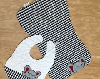 Houndstooth Elephan Baby Set, Alabama Fan Bib and Burp Cloth Gift Set, Quilted Black and White Cotton