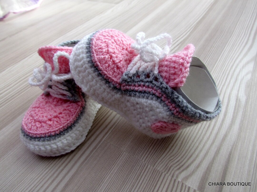 Newborn knitted shoes cheap