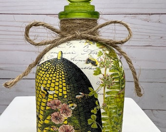 Bee Hive Decor, Honey Bee Home Decor, Decoupage Bottle, Home Decor Bottle