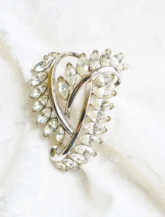 Vintage Crown Trifari Silver Clear Rhinestone Heart Pin | Etsy