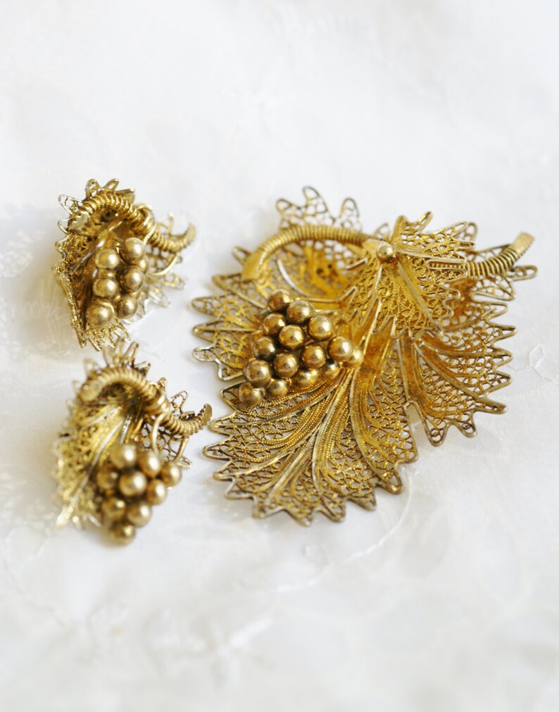 Brooch Clip Earrings Jewelry Set Vintage Gold Grape Leaf Jewelry Set Portuguese Gold Tone Silver Vermeil Filigree Pin Set