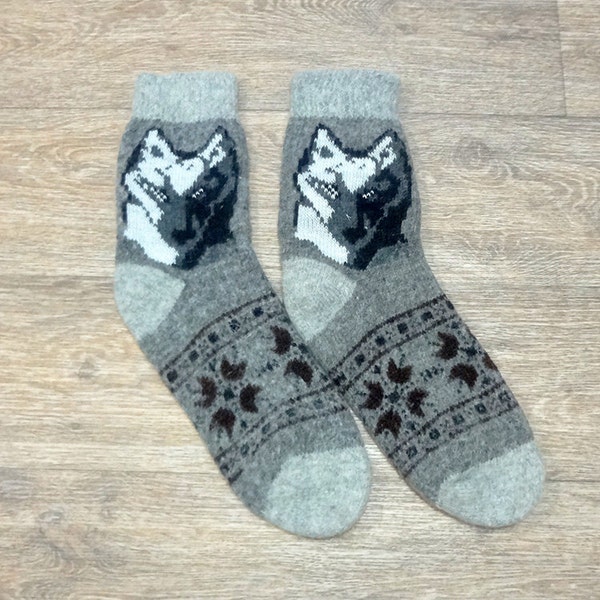 Winter Men's Warm Knitted Socks - Merino Wool With Ornament Wolf - Best Price