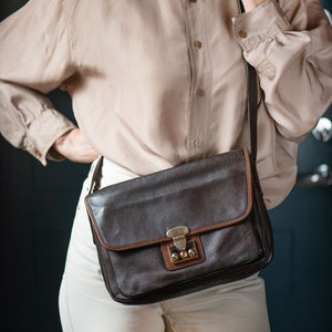 Soft Leather Crossbody Bag for Lady Dark Brown. Vintage Minimalist Shoulder Bag Genuine Leather. Saddle Bag City Fashion 90s W. Germany Gift image 2