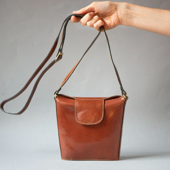 Vintage Tooled Leather Crossbody Purse Brown Tan Handbag Small Flap Bag 60s  70s | Tan handbags, Leather crossbody purse, Purses crossbody