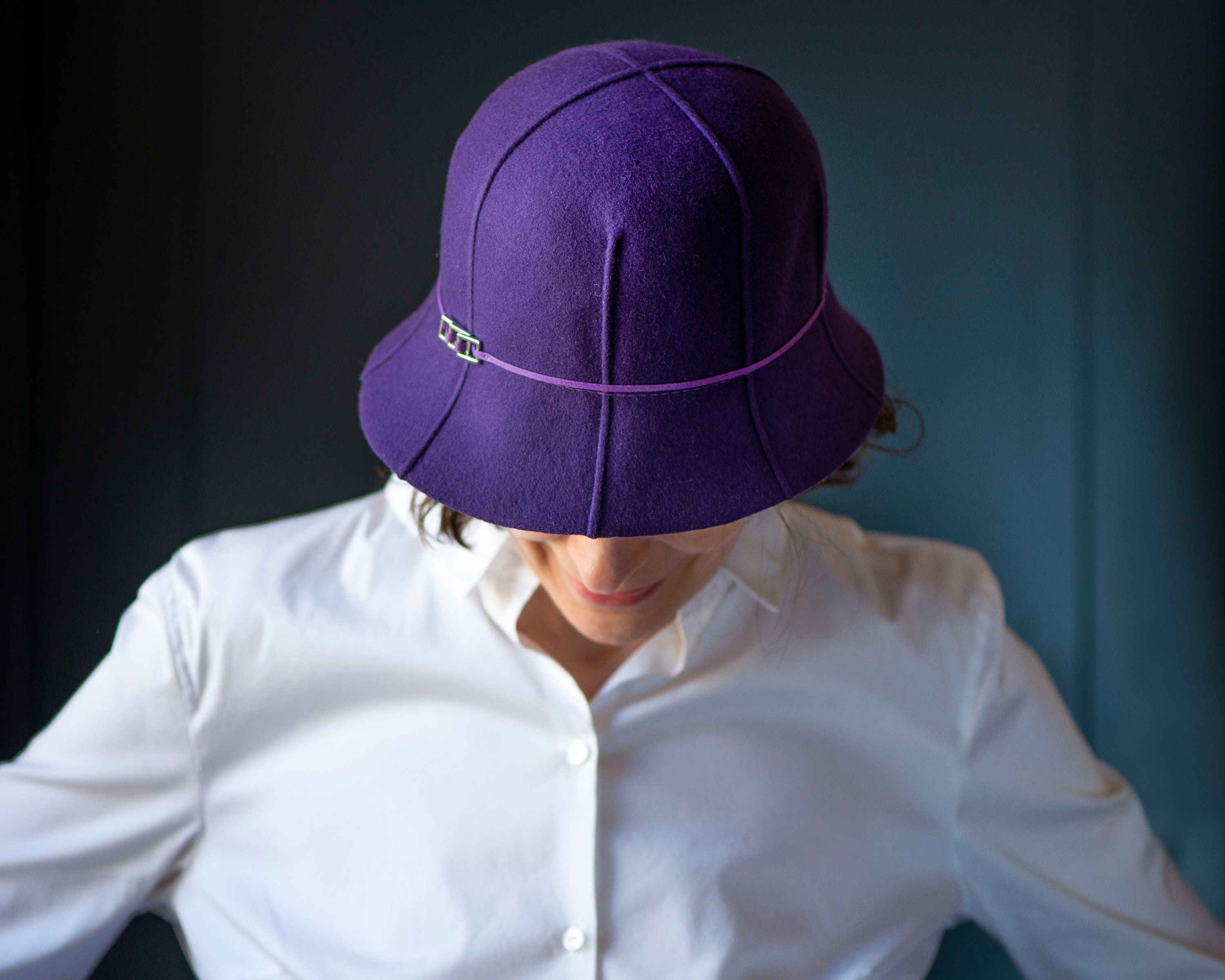 Vintage Violet Wool Cloche Hat: Trendy Felt Bucket Hat - Etsy display picture 3