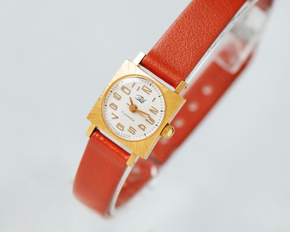 Gold plated lady watch square ZARIA unused vintag… - image 3