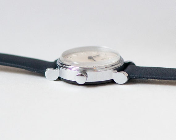 Dress watch for lady unused simple RAY. Delicate … - image 5