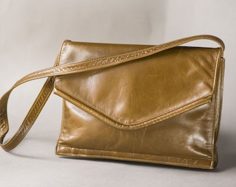 Vintage Envelope Bag Peanut Shade - Shoulder Bag Minimalist genuine Leather Handbag Rectangular - Clutch Leather Accessories - 80s 90s bag