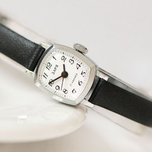 NOS women watch classic vintage ZARIA. Unused watch for woman silver shade. Wristwatch simple jewelry gift for lady. Premium leather strap