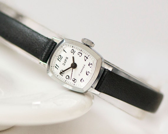NOS women watch classic vintage ZARIA. Unused watch for woman silver shade. Wristwatch simple jewelry gift for lady. Premium leather strap