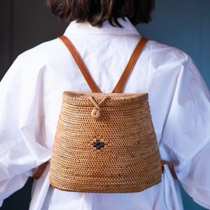 Woven Rattan Backpack for Women Summer Bag. Boho style Small Shoulder Bag Purse Vintage. Coastal Backpack Bali Wicker Purse Straw back Bag