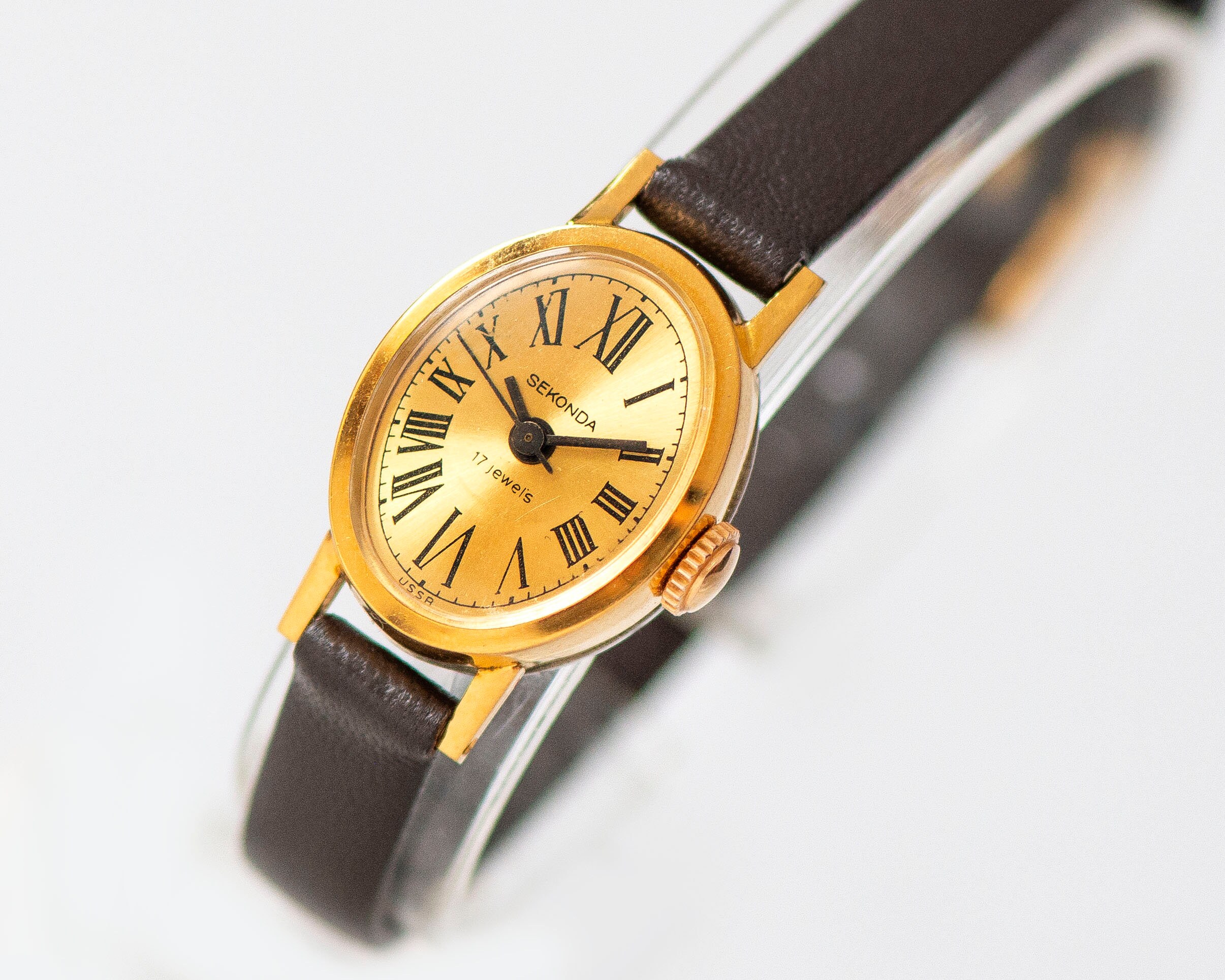 Orologio da donna ovale minimalista SEKONDA placcato oro. | Etsy Italia