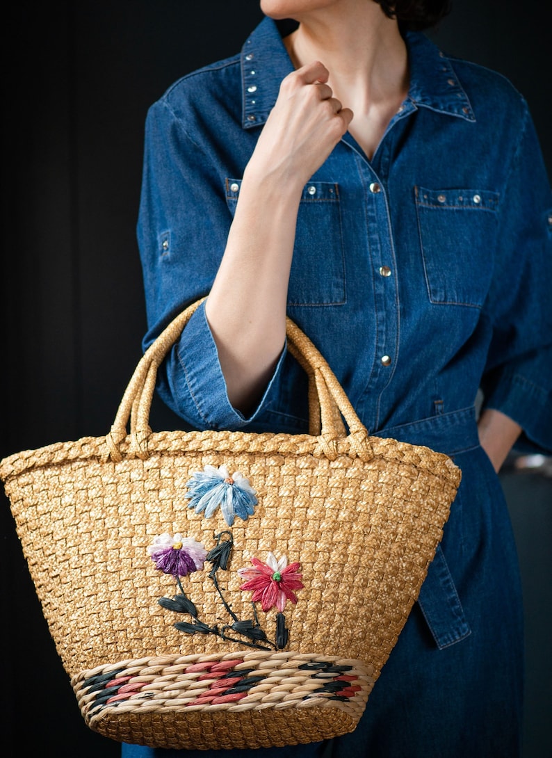 Embellished Straw bag vintage floral pattern beach bag sandy shade. Retro tote bag for women Italy. Boho hippie bag. Handmade summer bag image 1