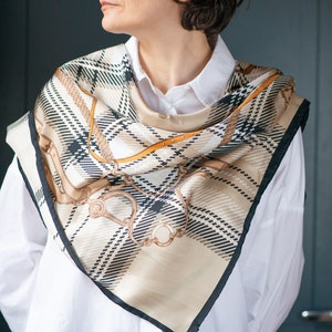Vintage Equestrian Pure Silk Scarf: Royal Print Chains, Beige Black Shawl