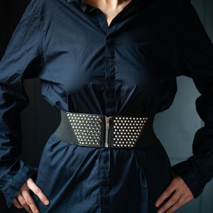 Rivets Punk Belt: Stretchy Zipper Waist Accessory