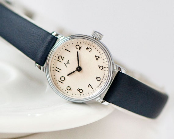Dress watch for lady unused simple RAY. Delicate … - image 1