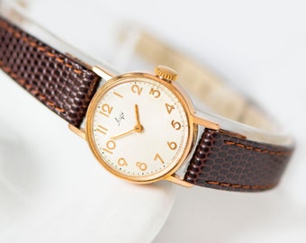 Women Watch Gold Plated RAY. Arabic Numerals Dial Retro Jewelry