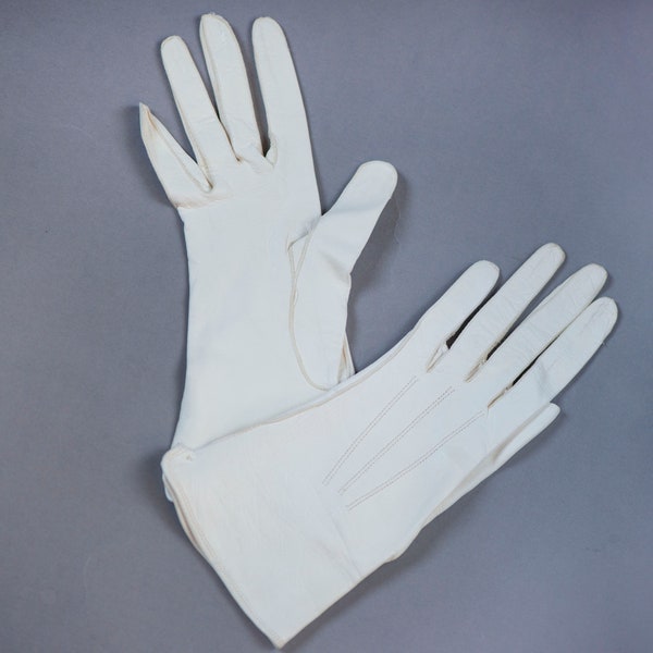 Gants blancs vintage pour petite femme. Gants en cuir de luxe taille XS jamais portés. Gants de mariage. Gants de confirmation fille Première communion