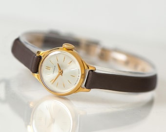 Vintage Gold Plated Chaika Watch: Minimalist 70s Timepiece, Genuine Leather Strap