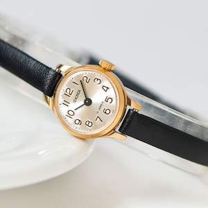 Classic women watch gold plated tiny vintage SEKONDA. Arabic numerals lady watch minimalist. Smallest gift watch. New premium leather strap