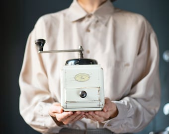 Vintage Rare Zassenhaus Coffee Grinder White Wooden. Coffee Mill Hand Crank Coffee Grinder. Coffee Bean Coastal Grandma Kitchen Decor Mill