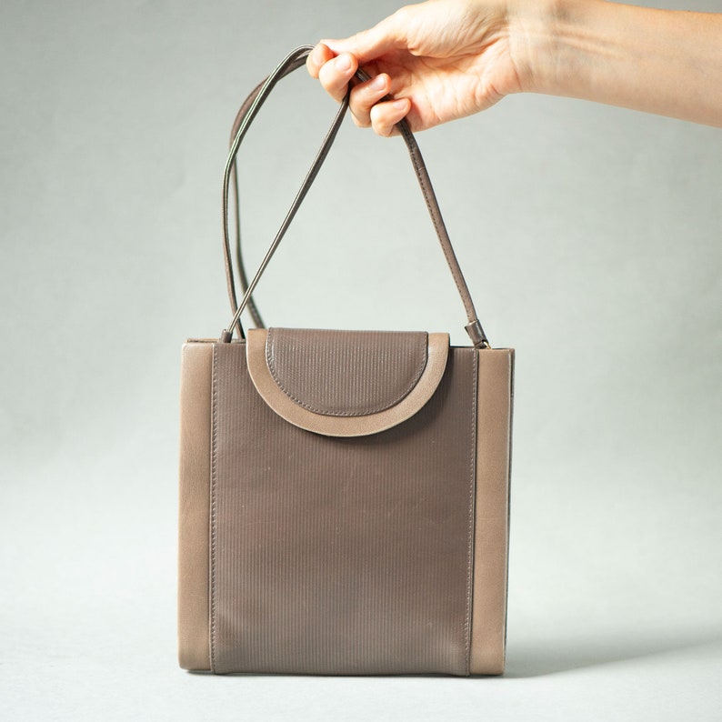 Vintage Crossbody Bag Minimalist Beige Brown. Long strap shoulder Bag Square. Classic Bag Minimalist Preppy Genuine Faux Leather image 2