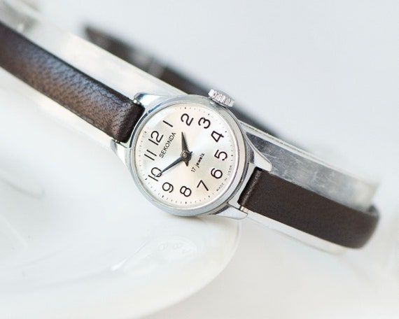 Silver Leather Strap 