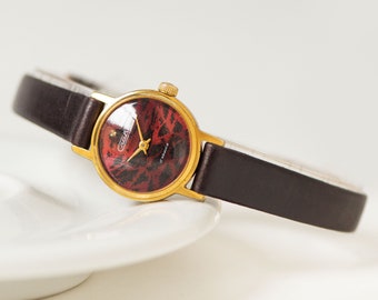 Gold Plated Watch for Lady Cheetah Pattern Dial Burgundy Wristwatch SLAVA vintage unique timepiece Leather Strap