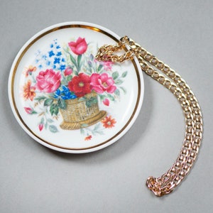 Floral Porcelain Ring Plate: Vohenstrauss Johann Seltmann Bavaria