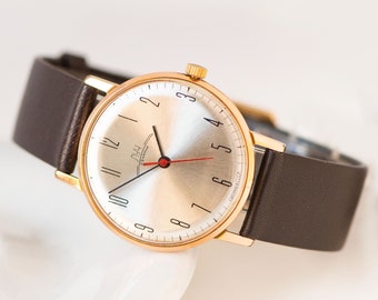 Unisex wristwatch vintage RAY. Dress watch for men or women. Minimalist tomboy watch gold plated. Slim timepiece. New premium leather strap