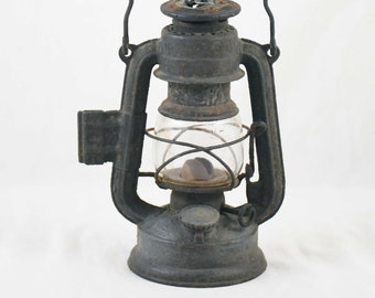 Vintage antique Feuerhand Superbaby storm lantern Germany