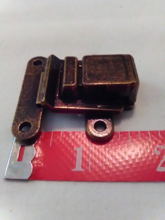 Unusual Vintage 1970's Buckle Lock Belt Buckle
